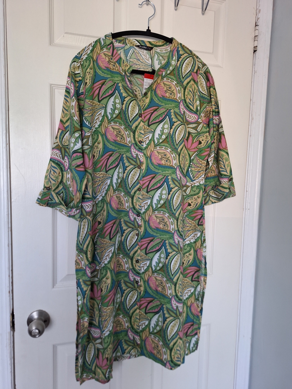 Green Paisley-Leaf Midi Dress with Pink Accents